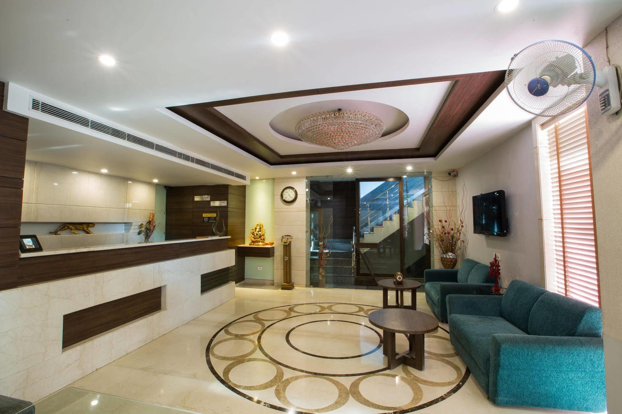 Hotel Narula'S Aurrum Amritsar Bagian luar foto