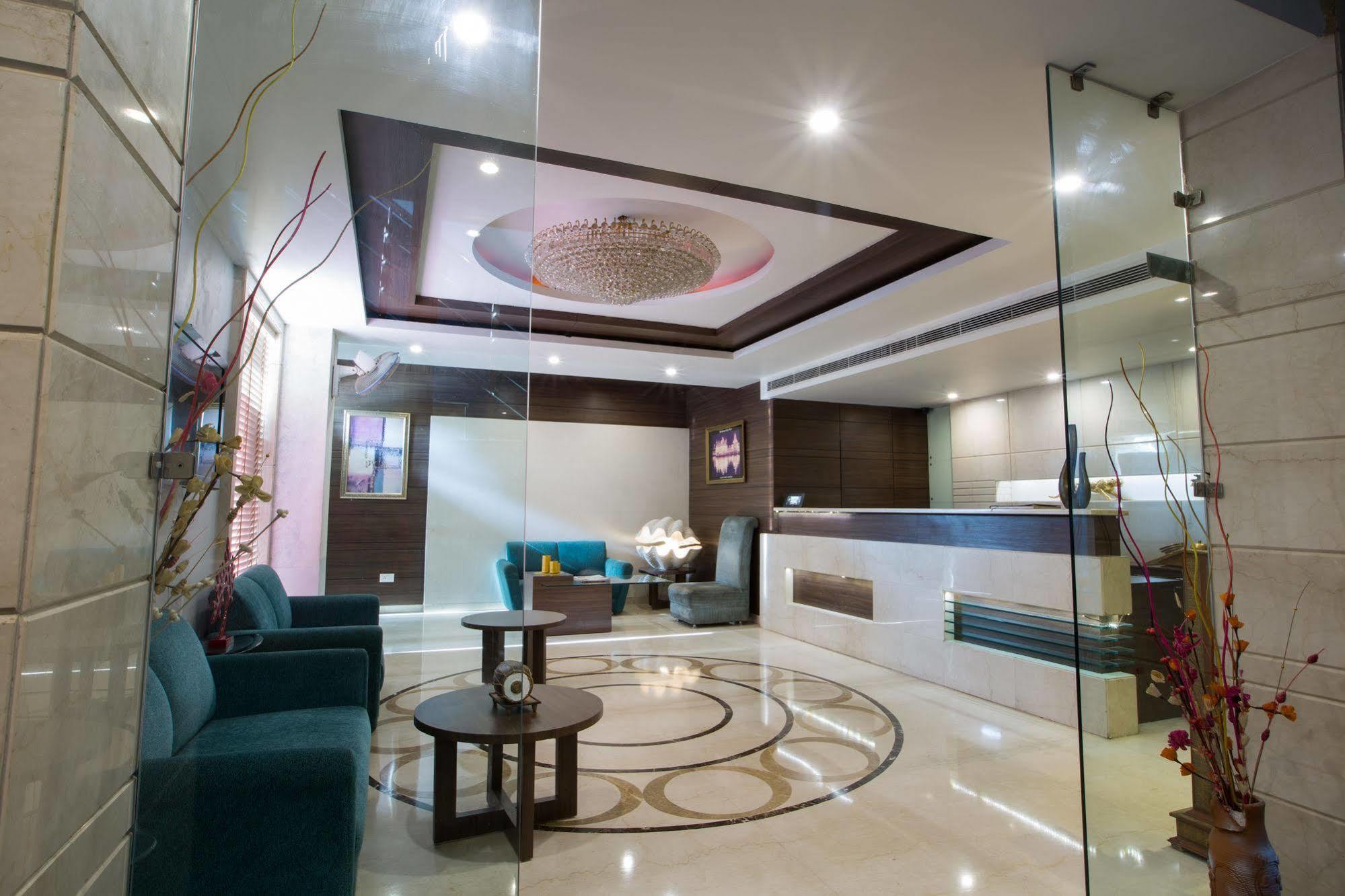 Hotel Narula'S Aurrum Amritsar Bagian luar foto